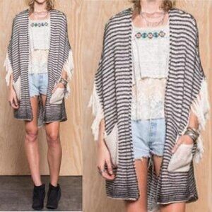 SLOANE ROUGE SWEATER CARDIGAN KIMONO
